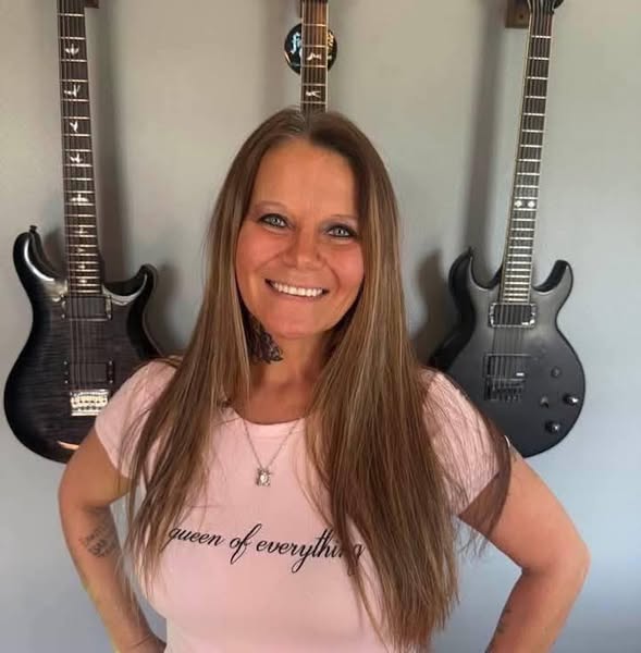 Blue Springs Mourns the Heartbreaking Loss of Mandy Fisher Milton in Tragic Motorcycle Accident
