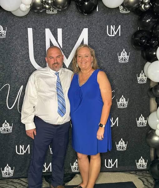 Tragic Loss in Christian County: Deputy Mike Adams and Wife Ashley Killed in Devastating Crash