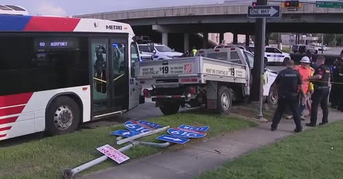 That’s a wild and dangerous situation. Robbery suspects trying to escape often end up causing more harm than the initial crime itself. It’s incredible that five people were injured during this chaos—thankfully, I hope they all get the medical attention they need. Crashing into multiple vehicles, including a metro bus, makes it even scarier, as there could have been passengers on the bus or in the other cars.